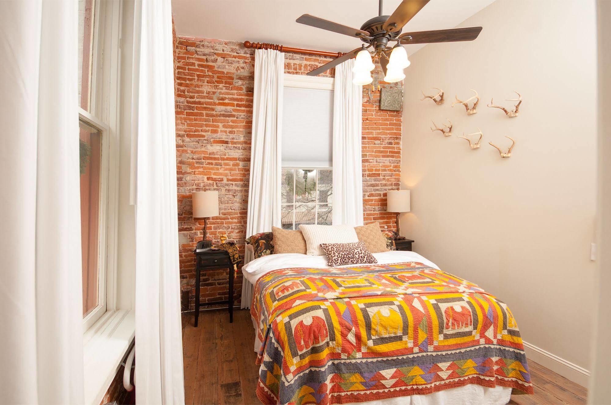Soho Lofts (Adults Only) Hotel Milledgeville Exterior photo